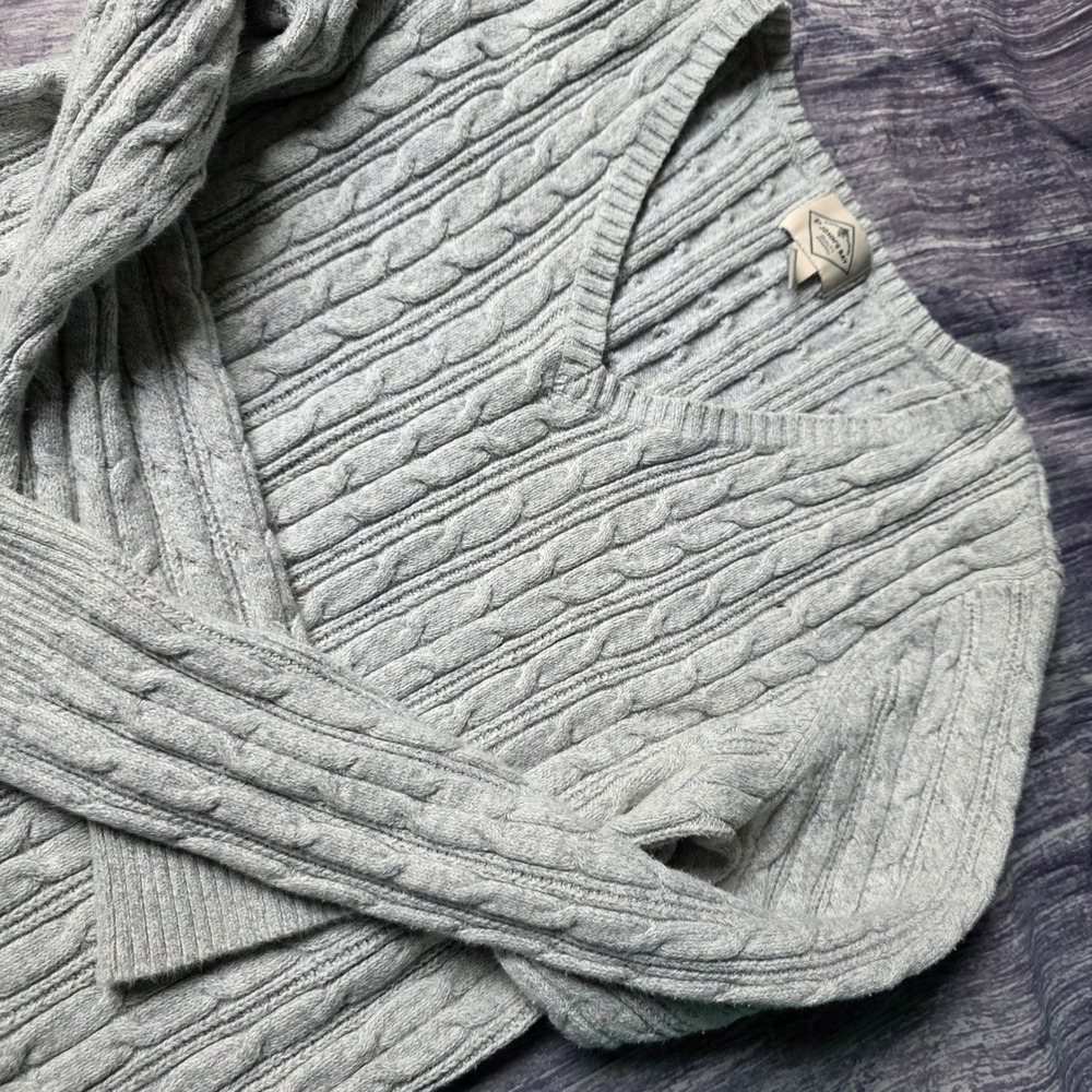 St John's Bay Womens Grey Cable Knit V Neck Long Sleeve Sweater Size L